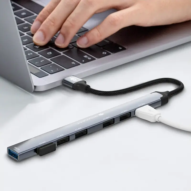 מפצל USB דגם MHUB550 מבית Miracase