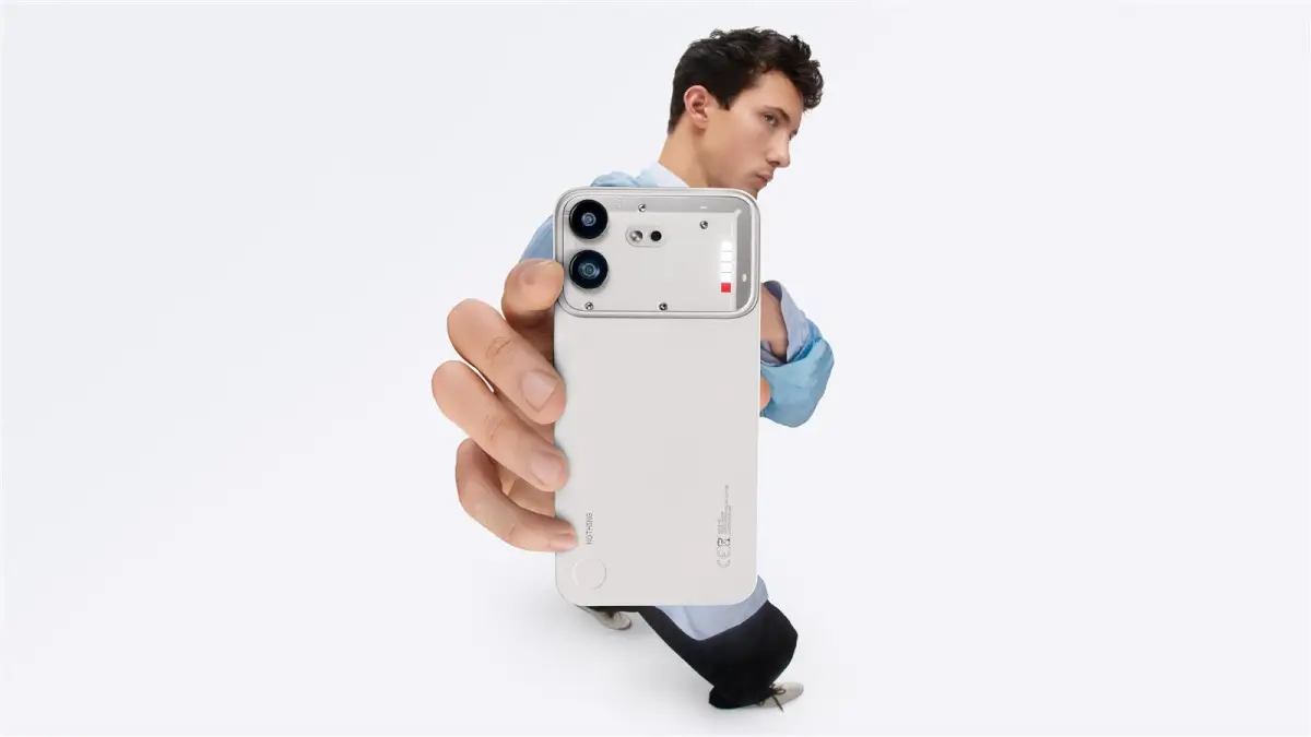 סמארטפון Phone (4b) מבית Nothing