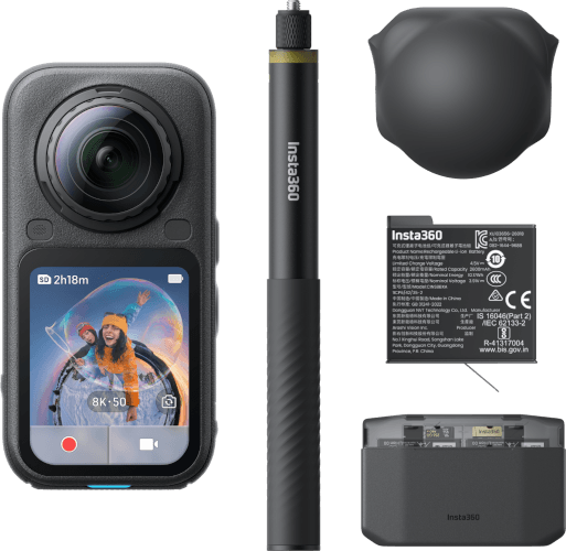 מצלמת אקסטרים X6 Essential Bundle Insta360